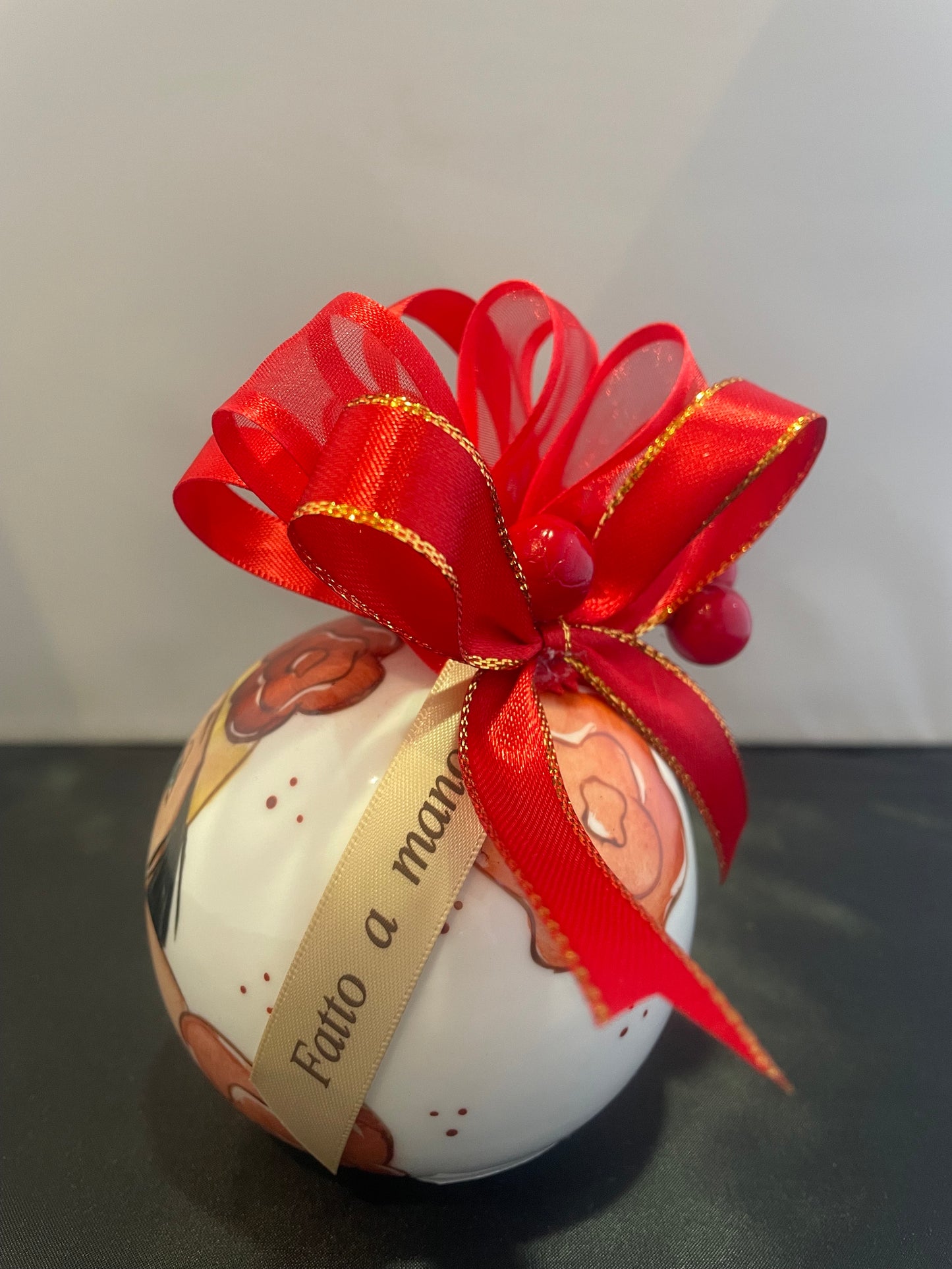 Sfera Ceramica Donna Moderna